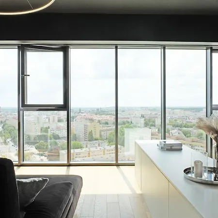 Hanza Tower - Luxurious Apartment 60M2 - 15Th Floor City View Stettino Esterno foto
