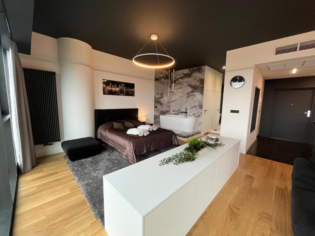 Hanza Tower - Luxurious 60m2 - 15th Floor View Apartment