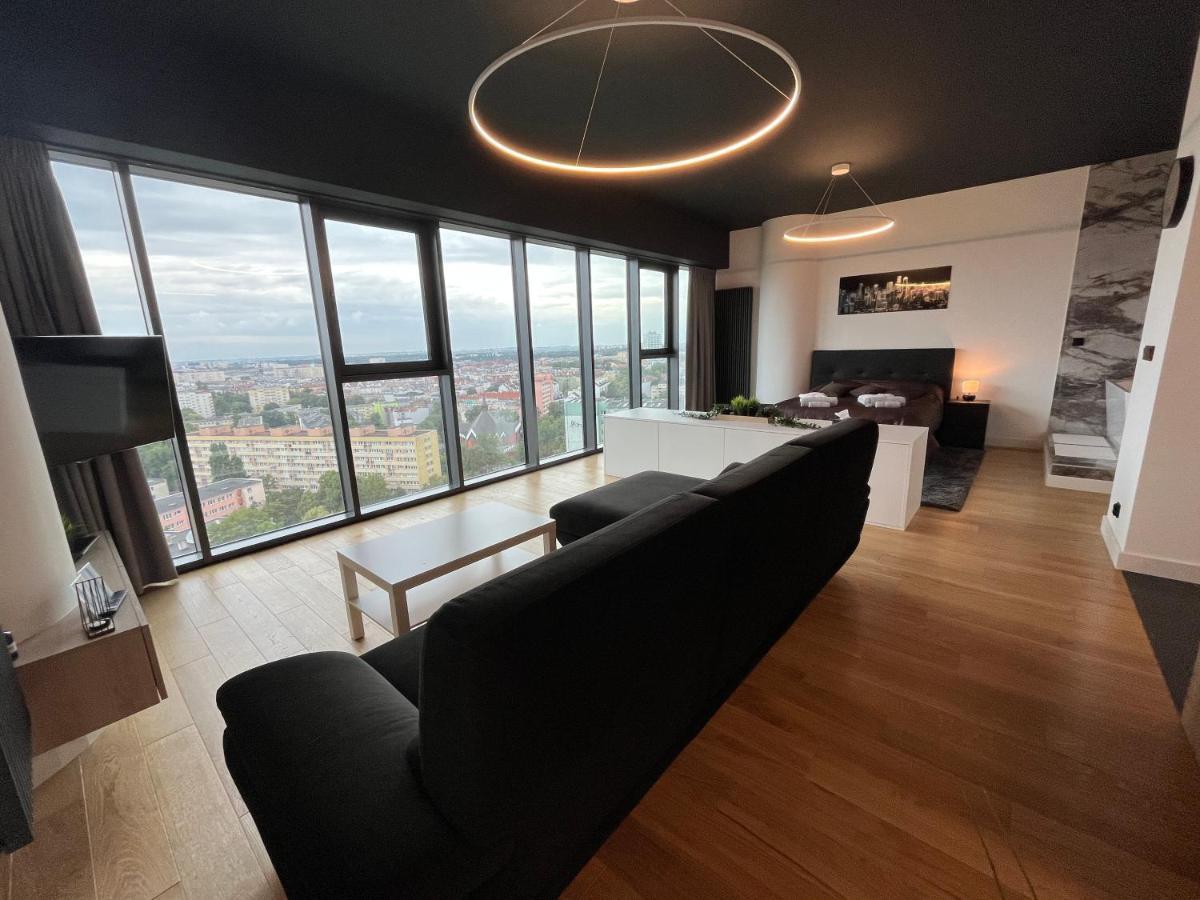 Hanza Tower - Luxurious 60m2 - 15th Floor View Apartment *