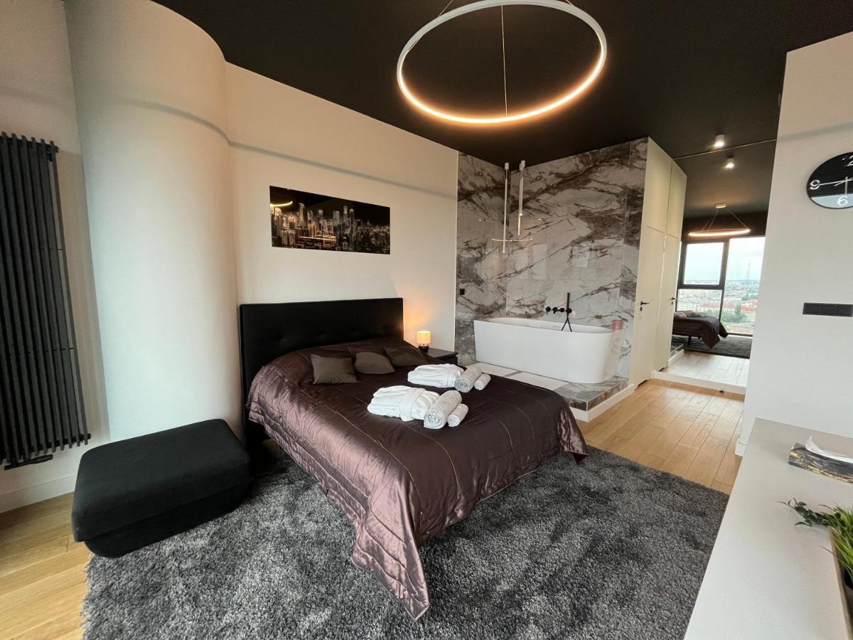Hanza Tower - Luxurious 60m2 - 15th Floor View Apartment *